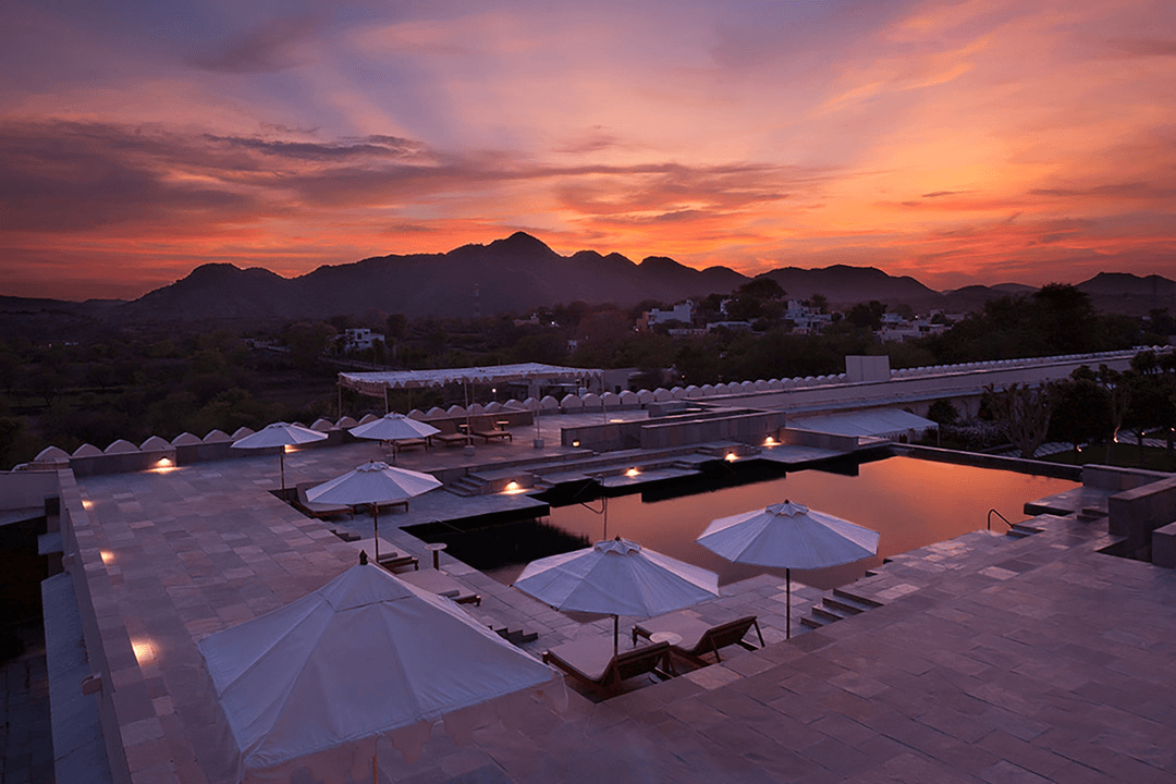 8 breathtaking hotels in India everyone should visit once!