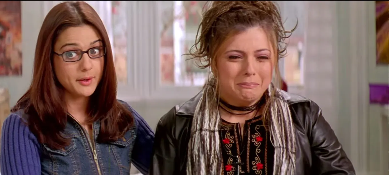 Think Only Romantic Relationships Are Toxic? 6 Friendship Red Flags You Need to Watch Out For!